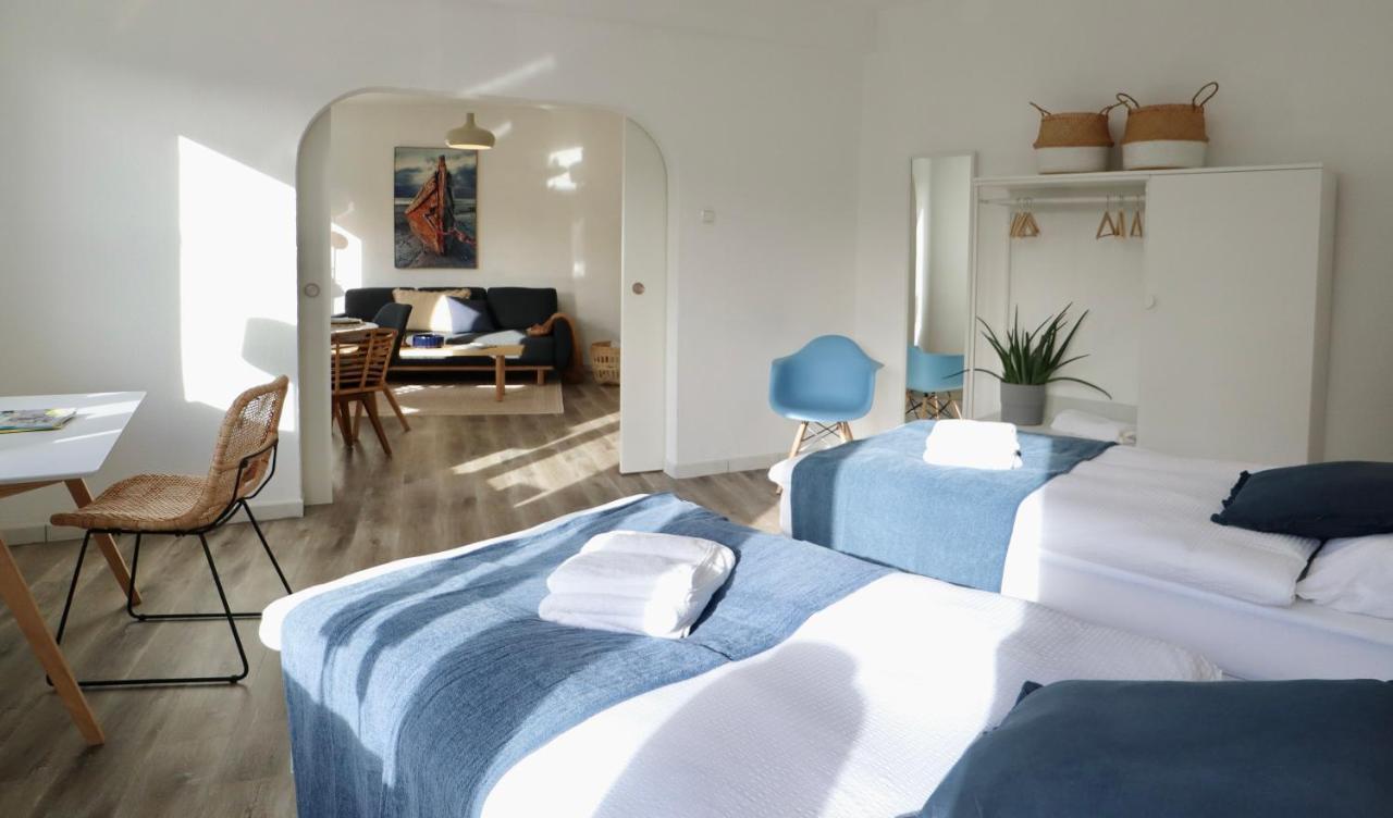 Boho Apartment: Netflix + Balcony + Bathtub Essen Luaran gambar
