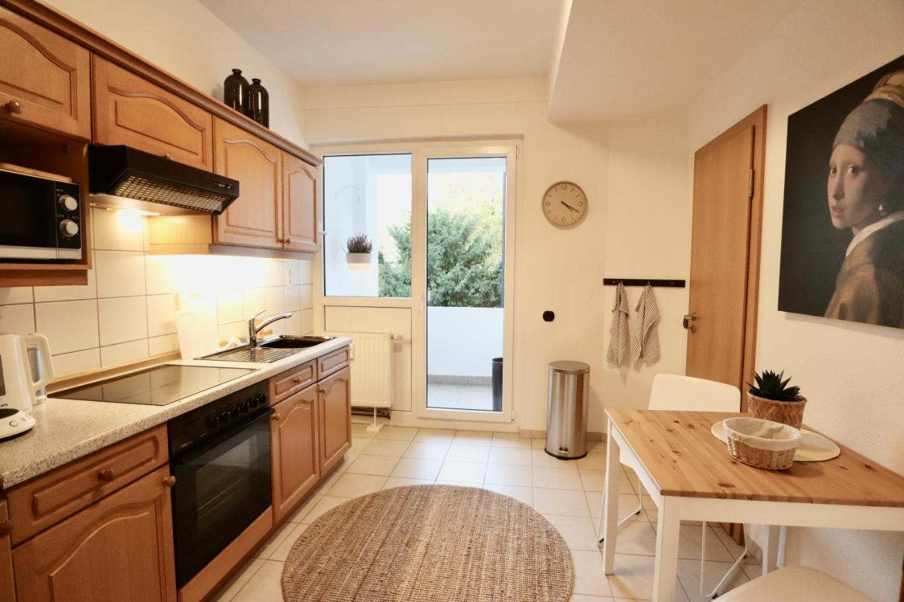 Boho Apartment: Netflix + Balcony + Bathtub Essen Luaran gambar
