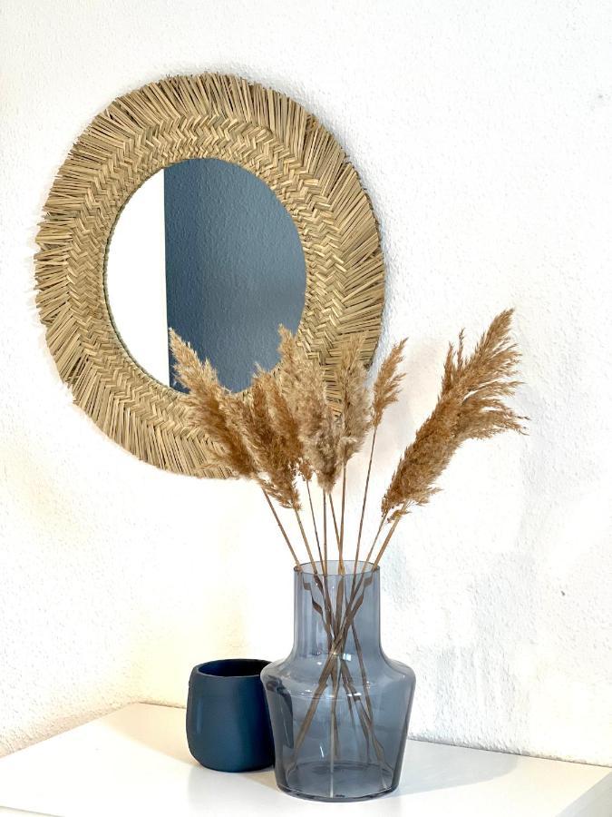 Boho Apartment: Netflix + Balcony + Bathtub Essen Luaran gambar